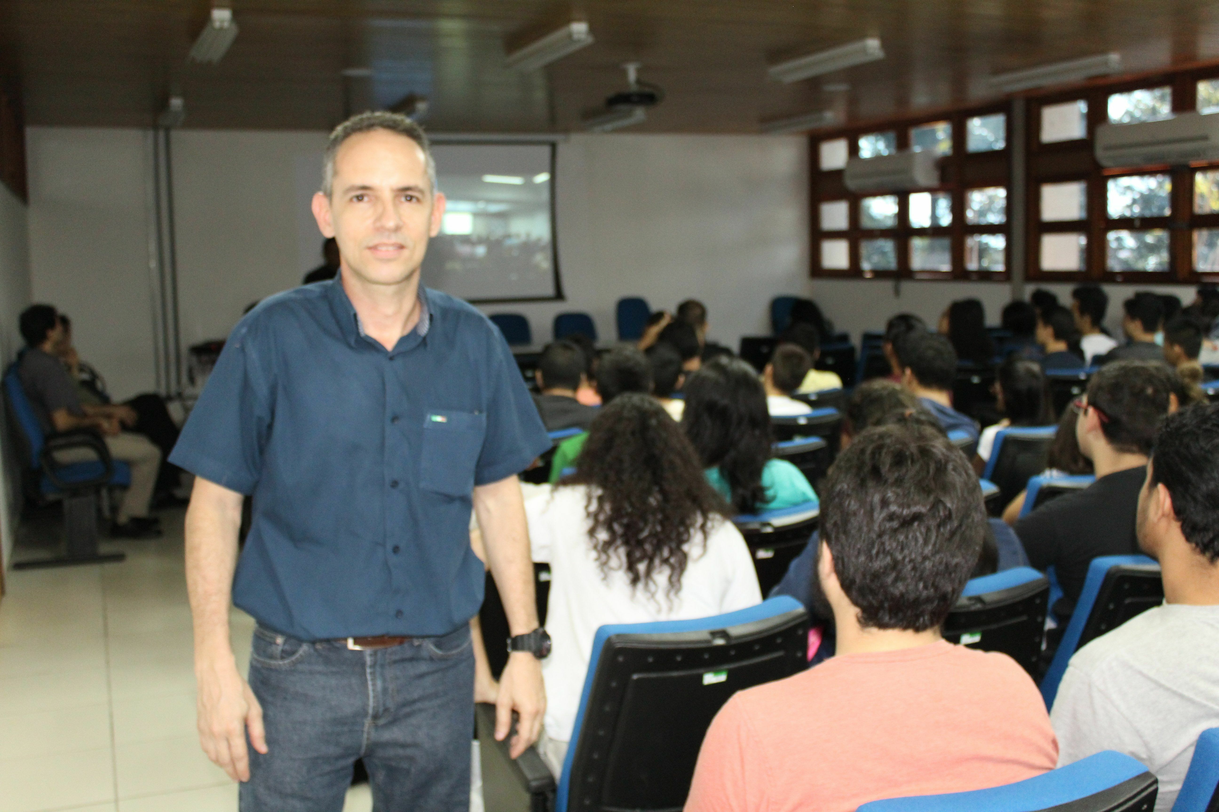 Professor Eduardo Couto